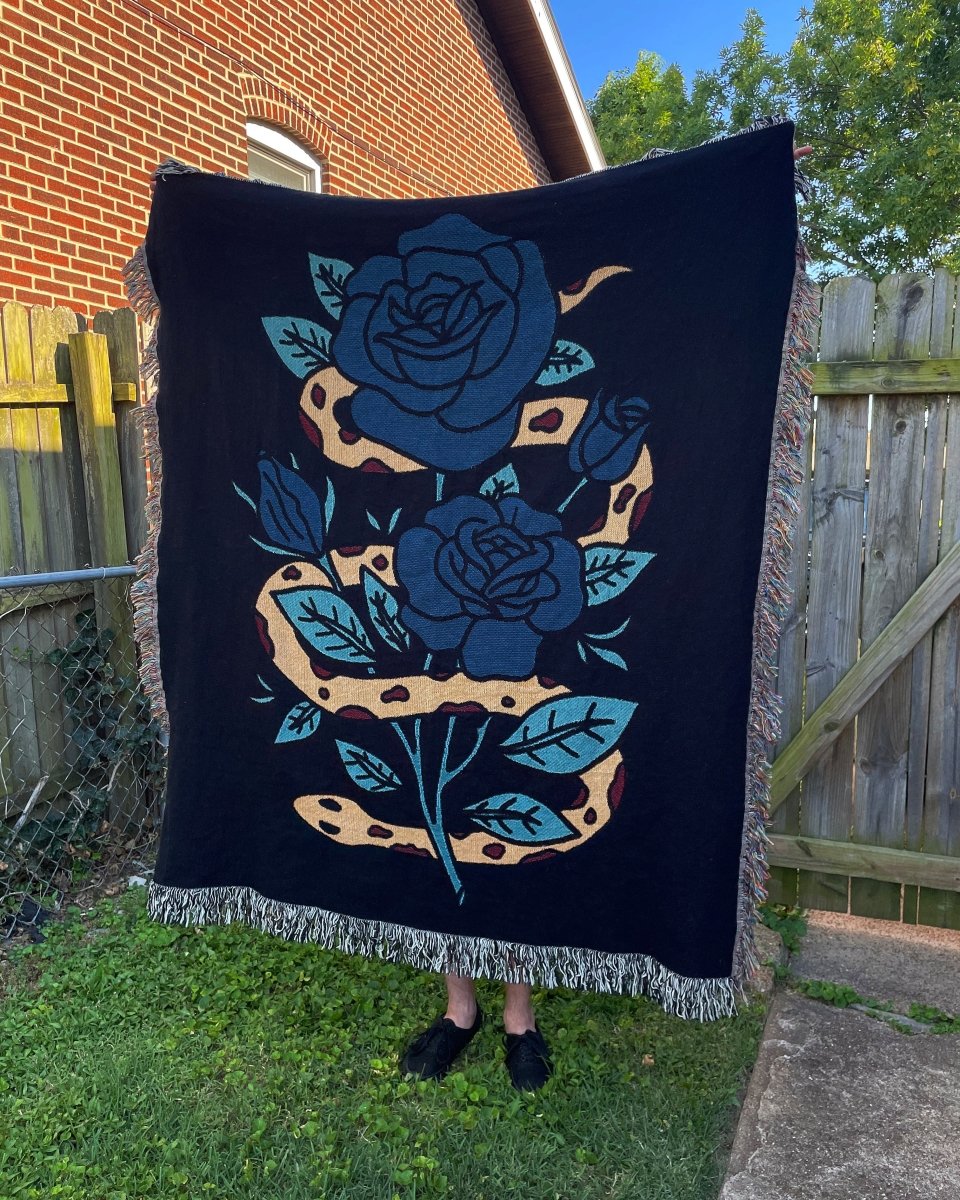 Shed your skin blanket - Woven Blanket - Pretty Bad Co.