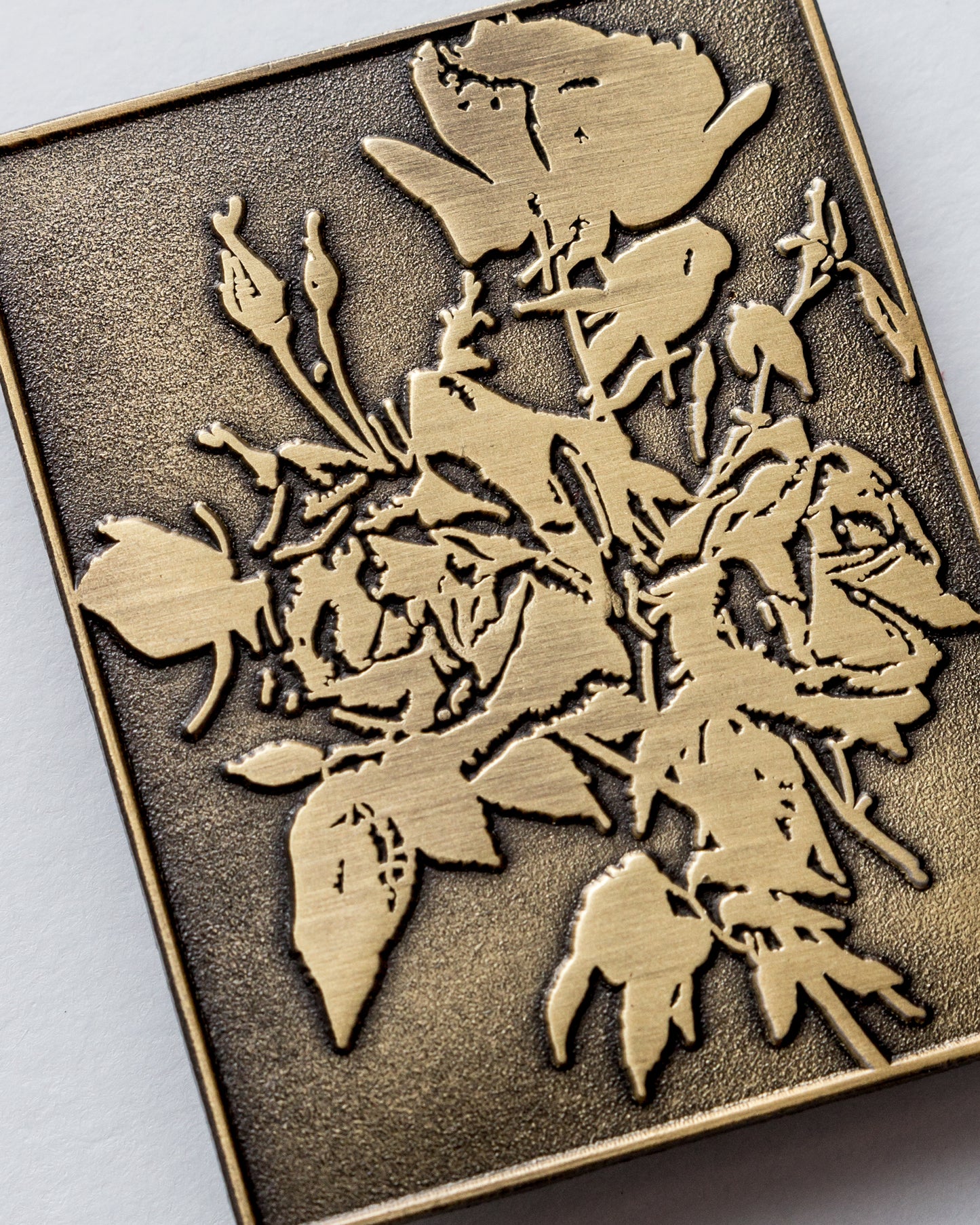 Antique Gold Roses Pin